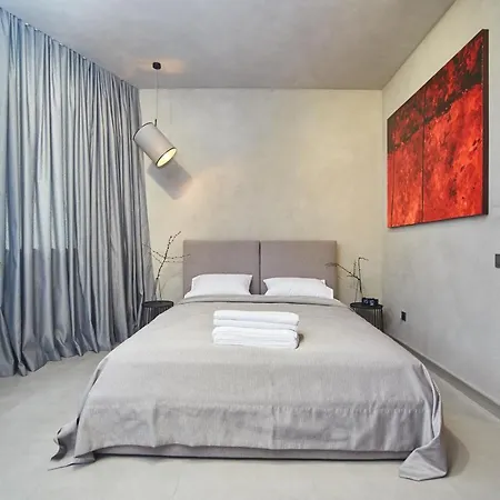 Stixiya Aparthotel 4*